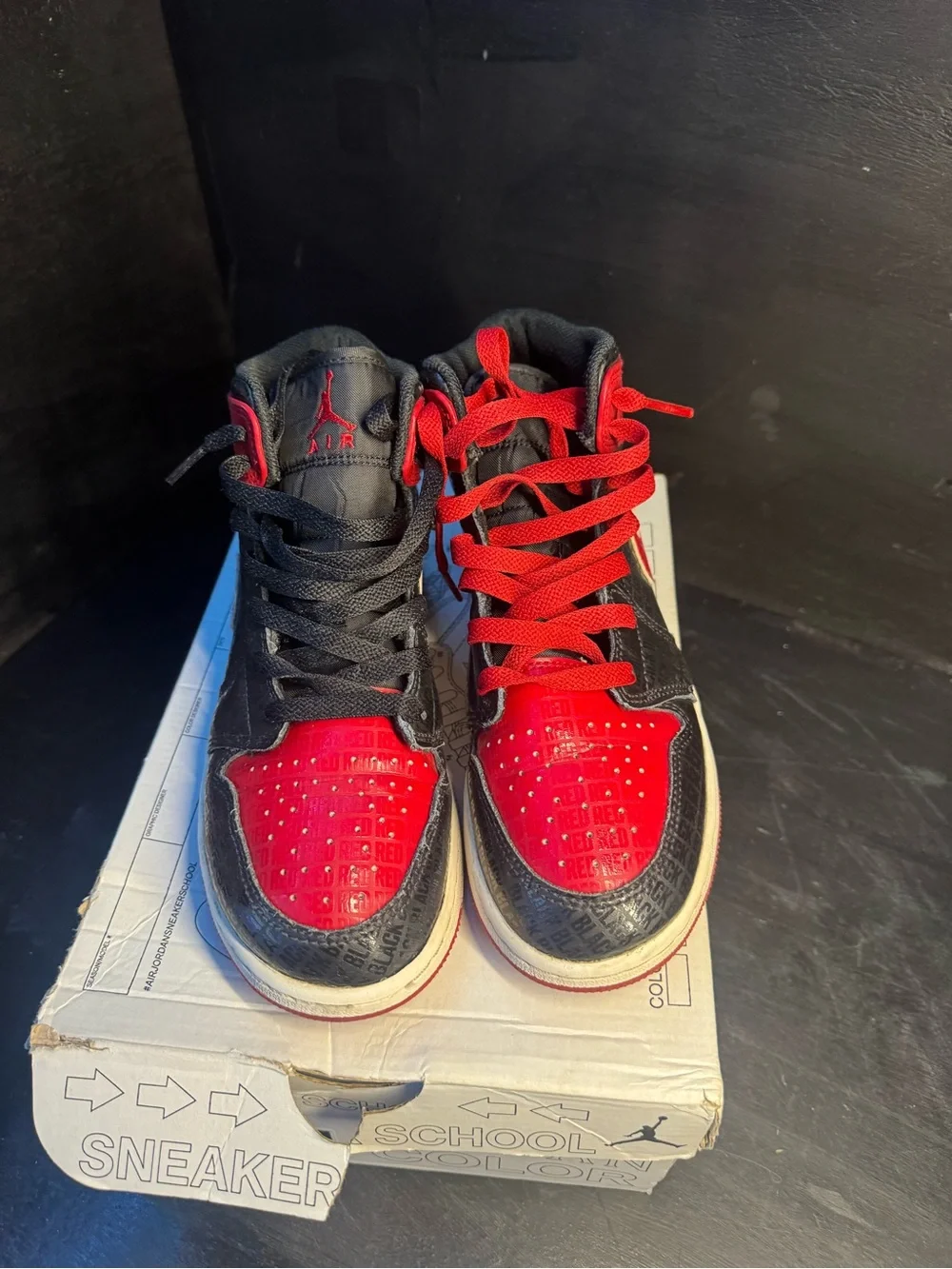 Jordan StyleHigh-Top Sneakers in Black & Red
